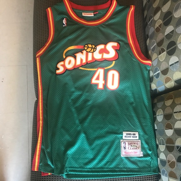 sonics throwback jersey